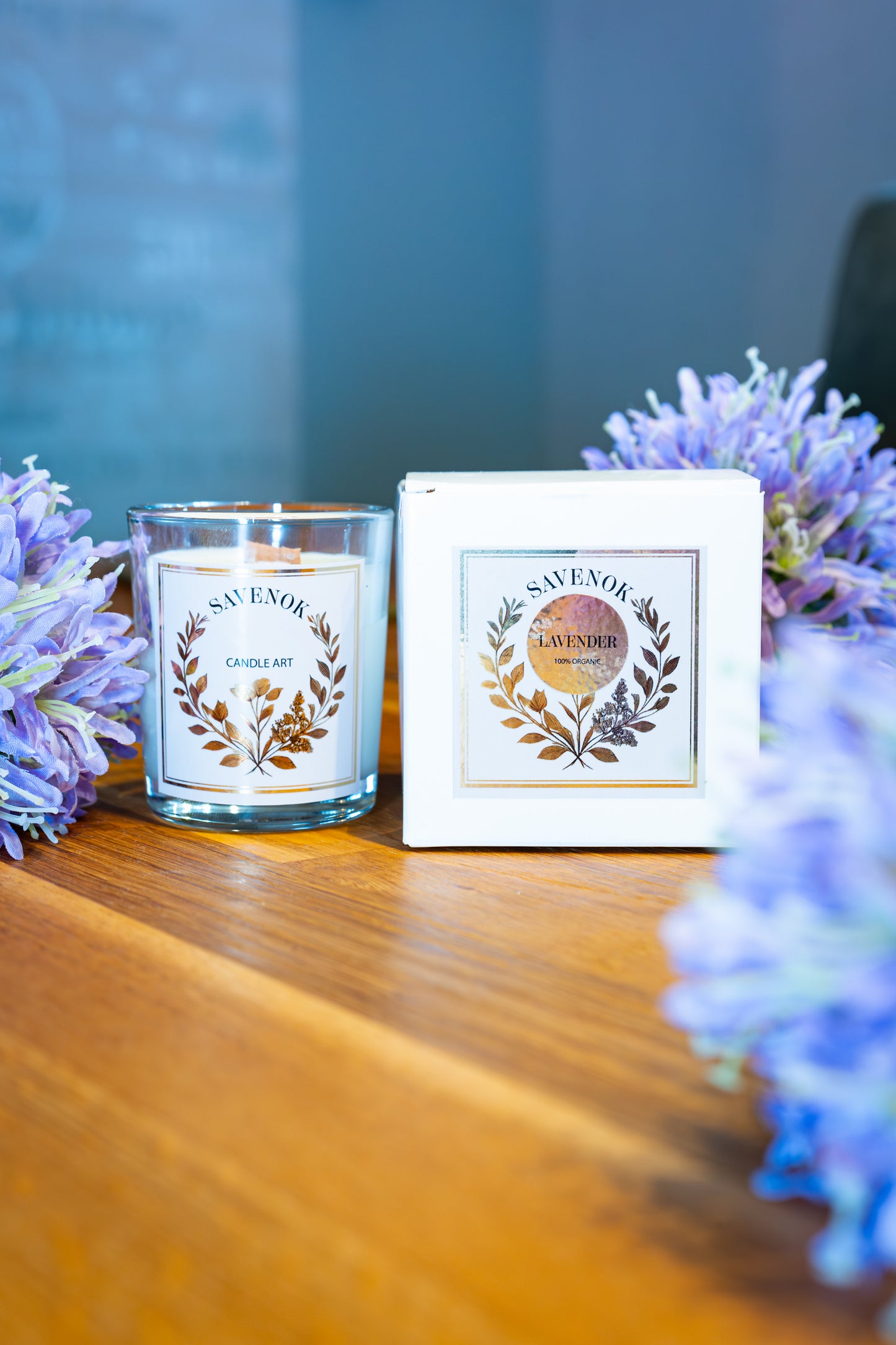 Lavendel Duftkerze – handmade von SAVENOK mit natürlichem Lavendelduft