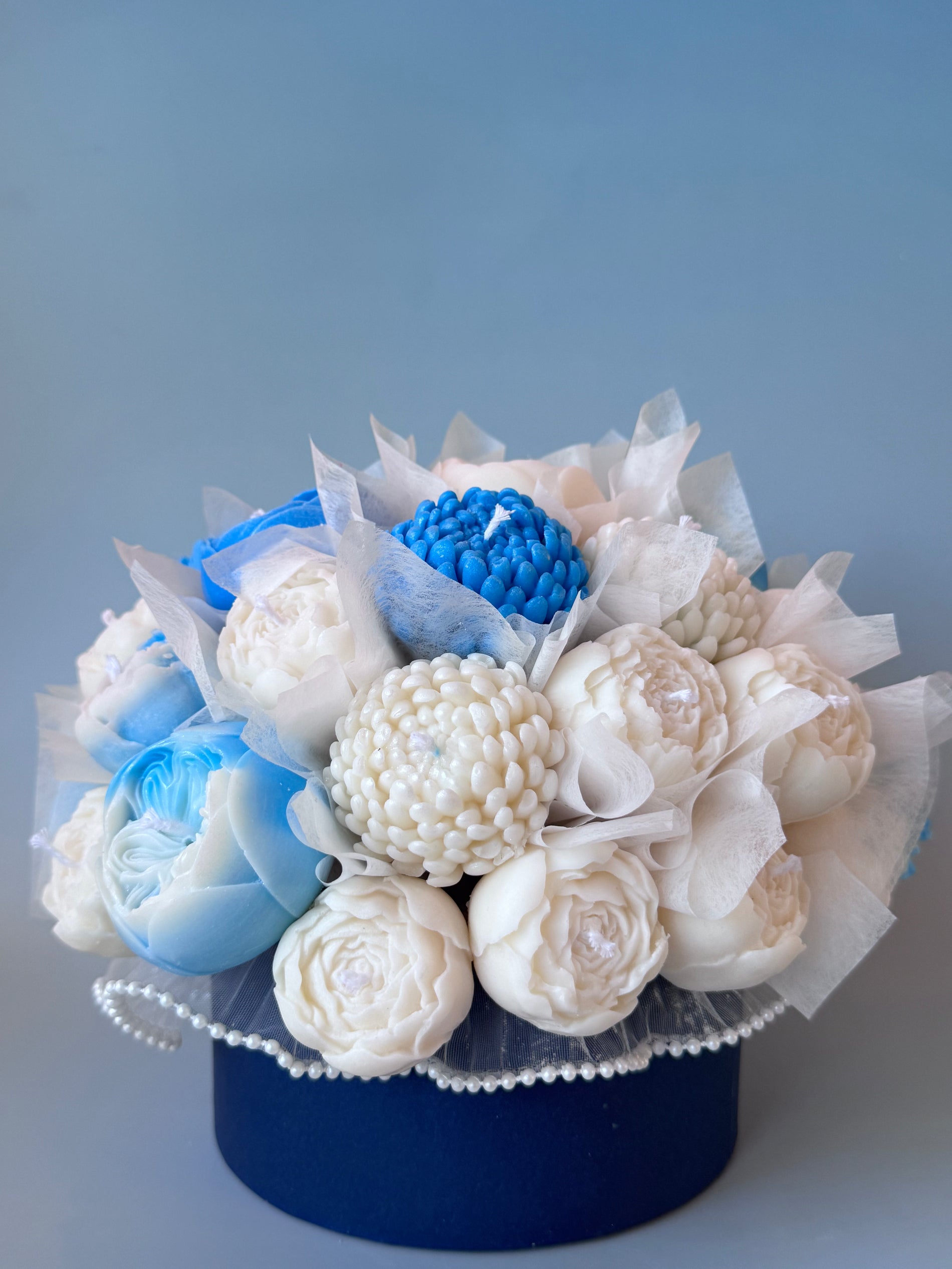 Kerzenstrauß „Azure Peony Harmony“