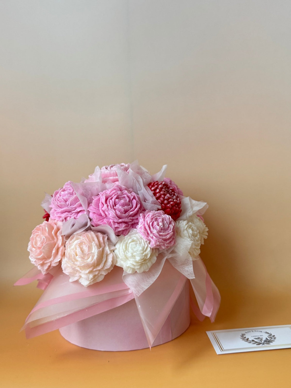 Kerzenbouquet „Peony Harmony“ - Exclusive von SAVENOK Candle Art - SAVENOK candle art